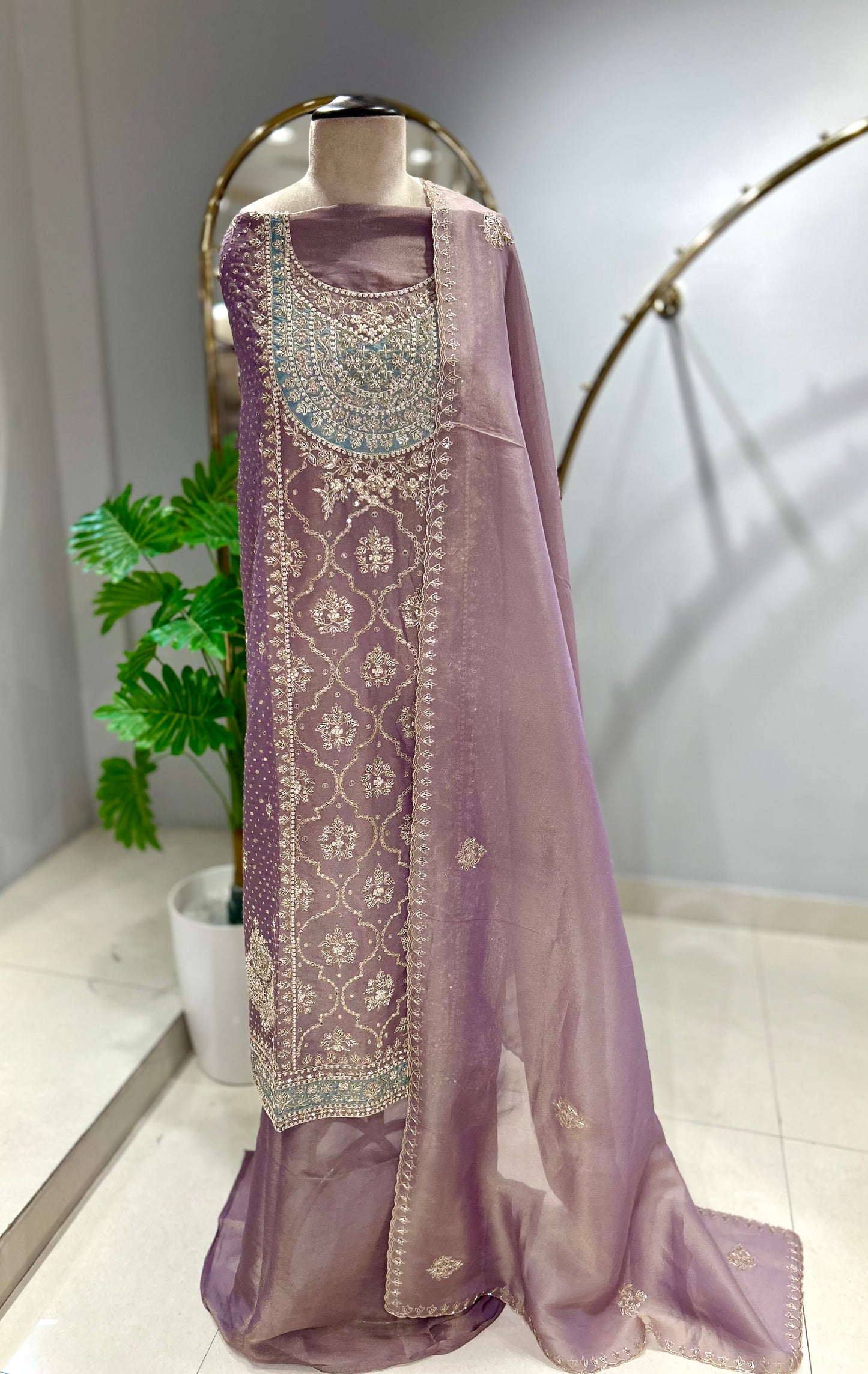 Shanaya Unstitched Suit